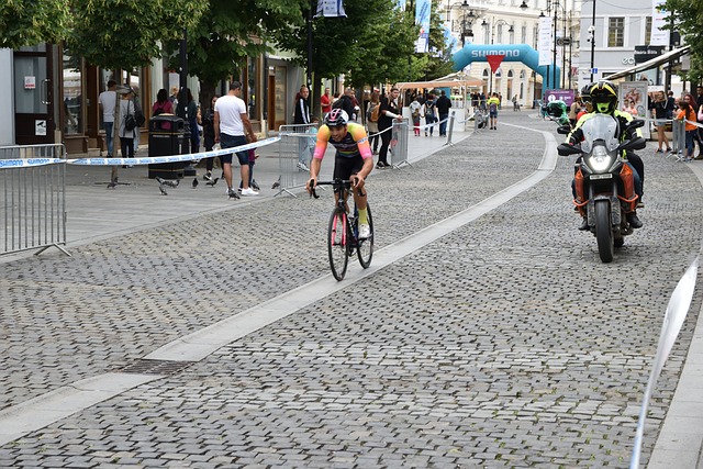 而这场比赛 而这场比赛